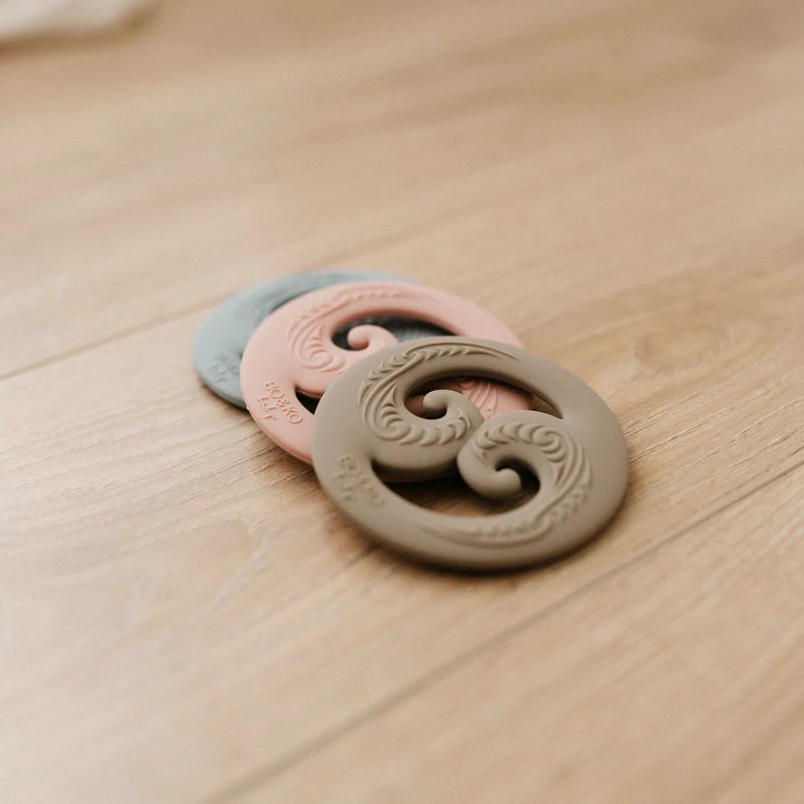 Koru Teether | Posey