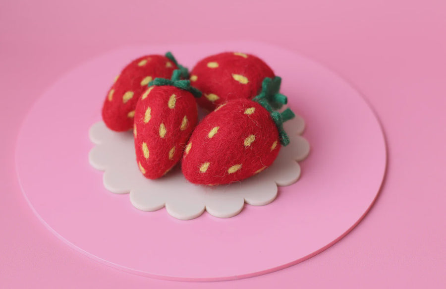 Strawberry Set 4 Piece - Red