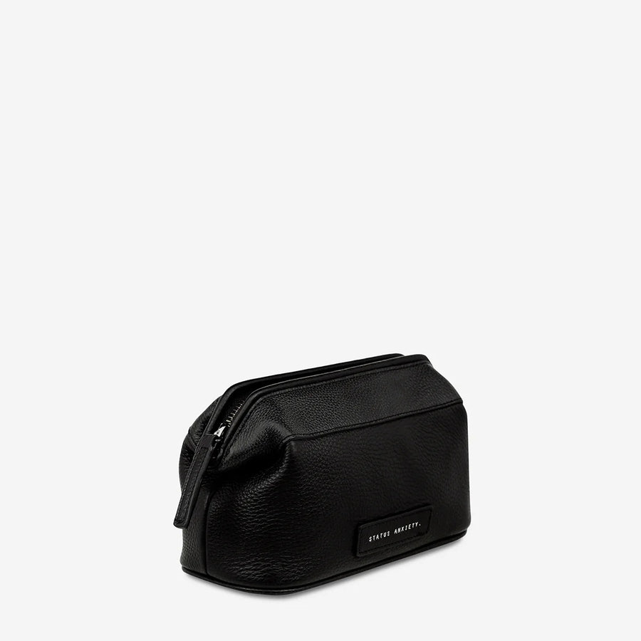 Thinking Of A Place Toiletries Bag - Black